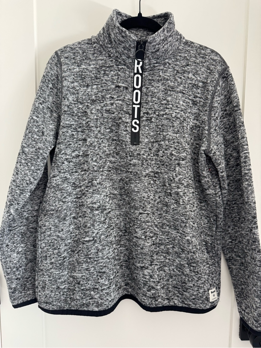 Roots Men’s Gray Marled Quarter-Zip Pullover